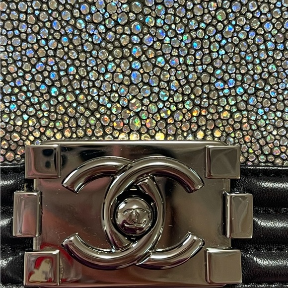 **SOLD** Chanel Iridescent Galuchat Stingray Small Boy Bag - Picture 5 of 16